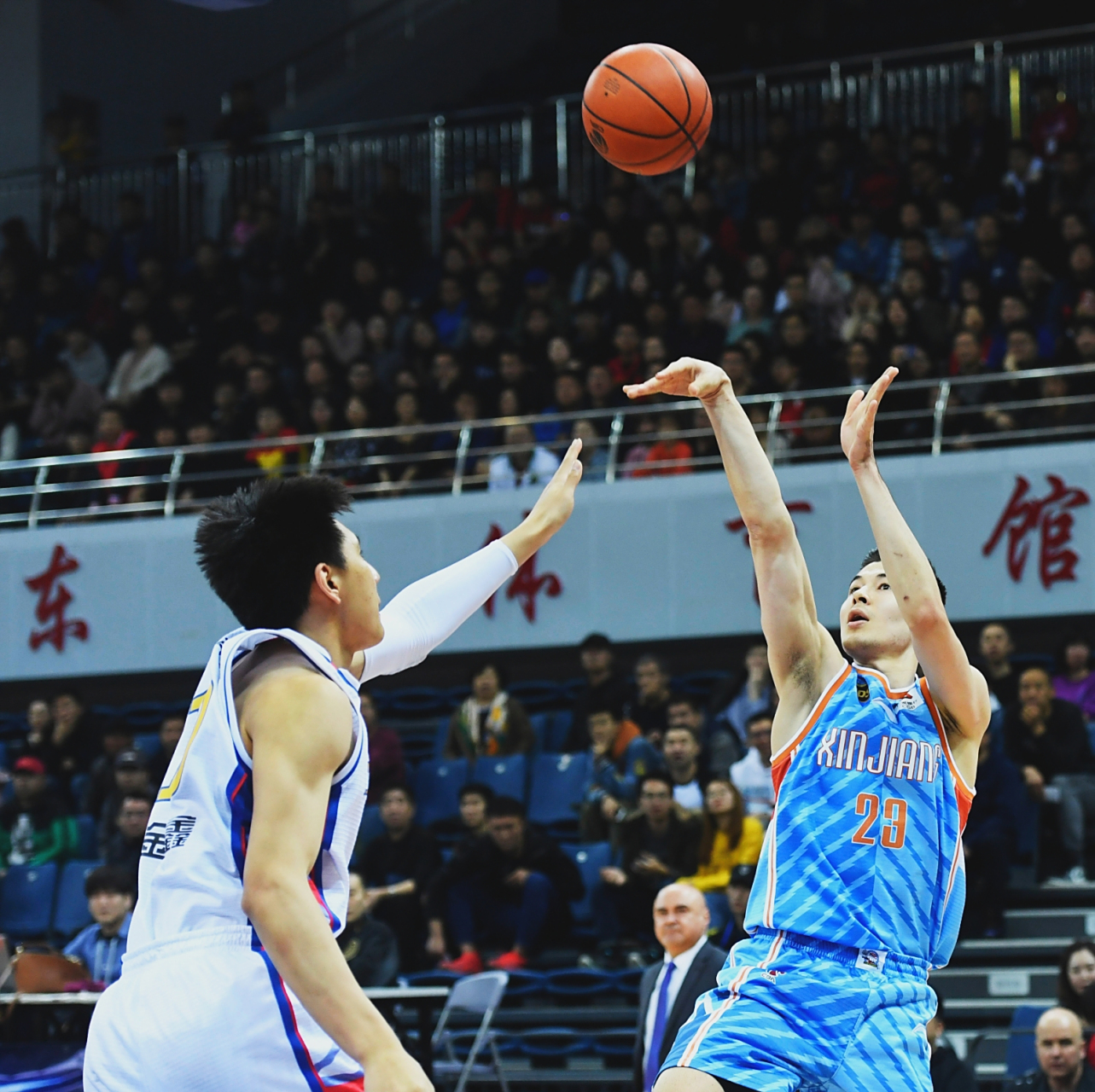 包含新疆广汇迎CBA常规赛关键赛，关键时刻防线松动，悬念犹存，资深球员宣示担当的词条开元棋牌